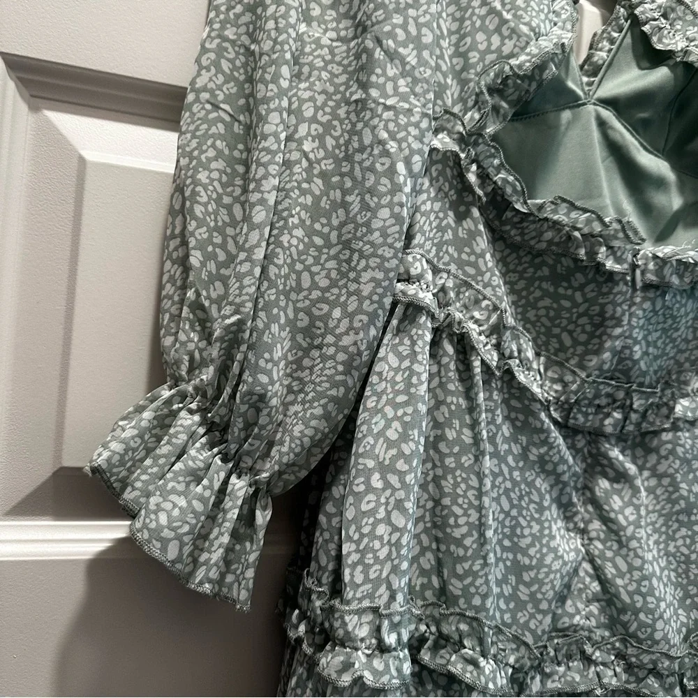 Long Sleeve Dress Deep V Neck Ruffle Layer Swing Mini Dresses Open Back - Picture 8 of 14